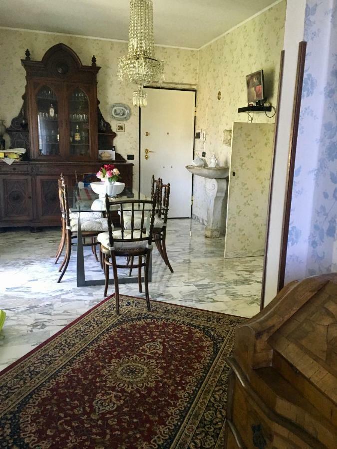 Bed and Breakfast Il Nido Della Rondine Leivi Exterior foto