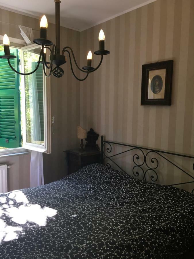 Bed and Breakfast Il Nido Della Rondine Leivi Exterior foto