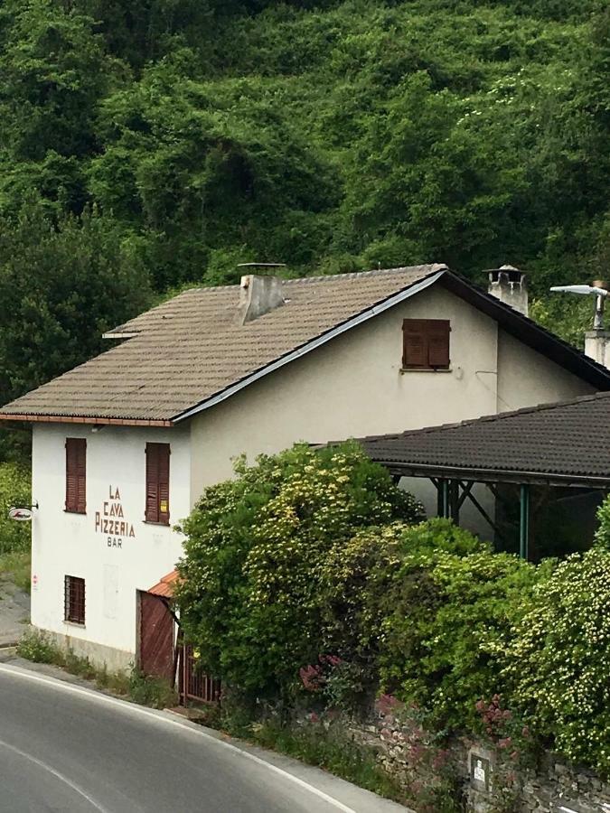 Bed and Breakfast Il Nido Della Rondine Leivi Exterior foto