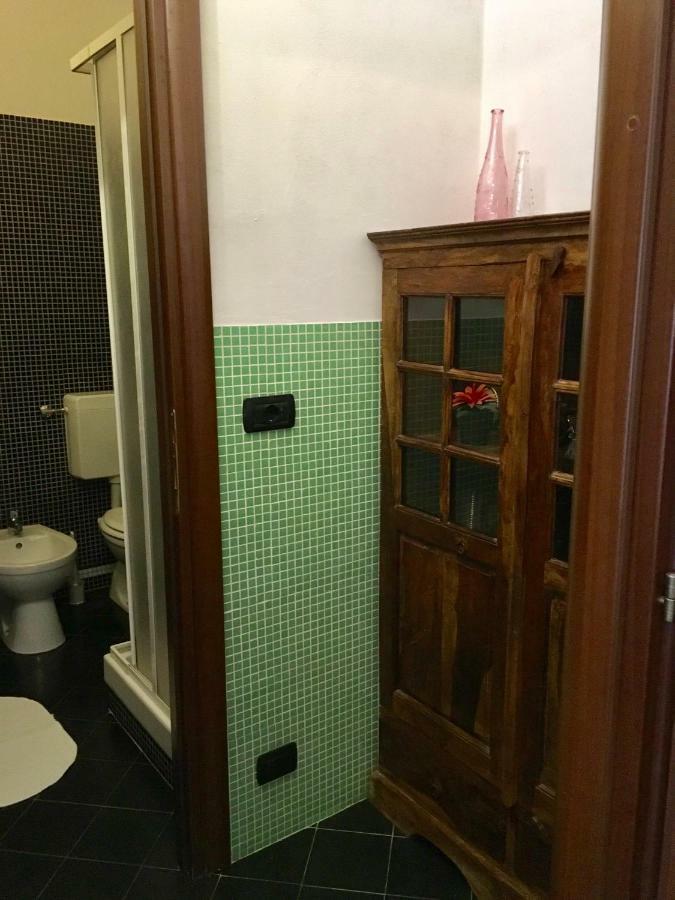 Bed and Breakfast Il Nido Della Rondine Leivi Exterior foto